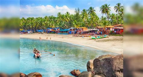 hotel near baga beach goa|The 10 best beach hotels in Baga, India .